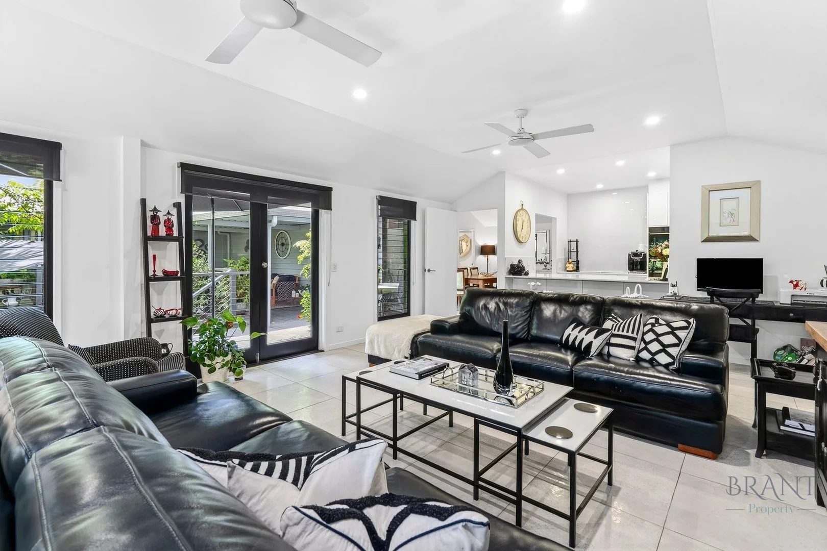 12 Cynthia Hunt Drive, Flaxton QLD 4560