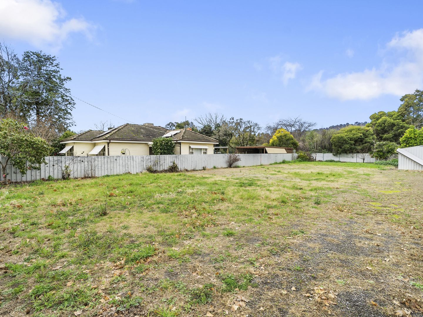 28 Street, Euroa VIC 3666 Domain