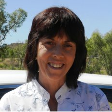 Outback Auctions & Real Estate - Naomi Douglas