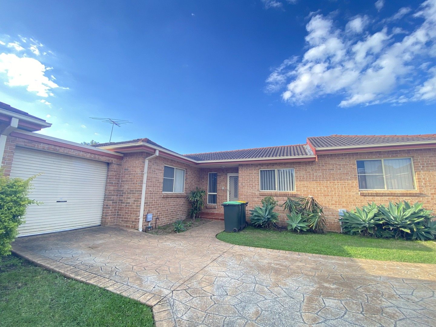102 Arcadia Street, Penshurst NSW 2222 Villa For Rent 900 Domain
