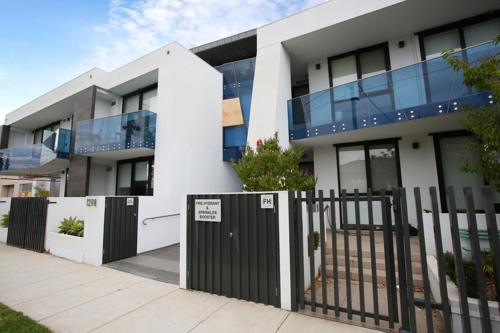 2 bedrooms Apartment / Unit / Flat in 107/1298 Glen Huntly Road CARNEGIE VIC, 3163