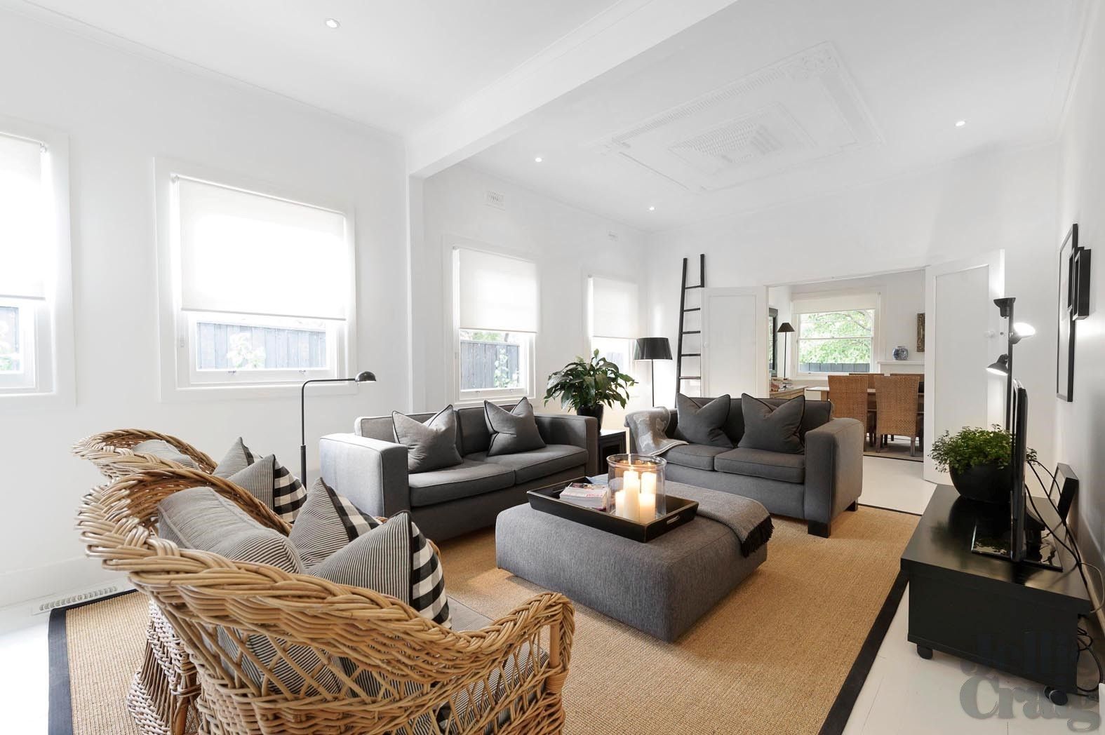 3 bedrooms House in 6A Curraweena Road CAULFIELD SOUTH VIC, 3162