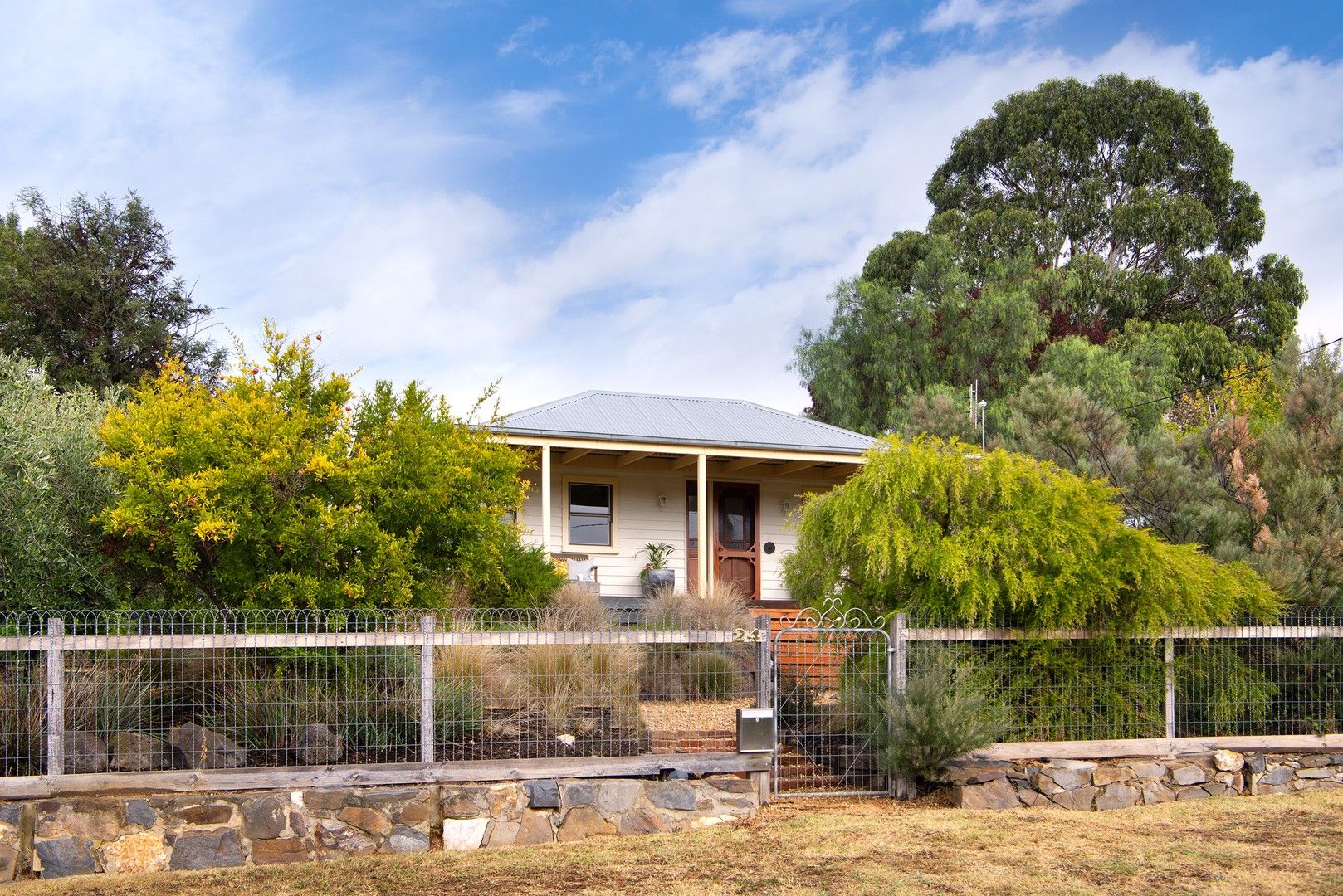 24 Castlemaine Road, Maldon VIC 3463, Image 0