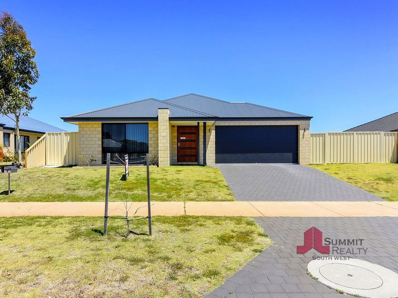 7 Hazelgrove Crescent, Millbridge WA 6232, Image 1