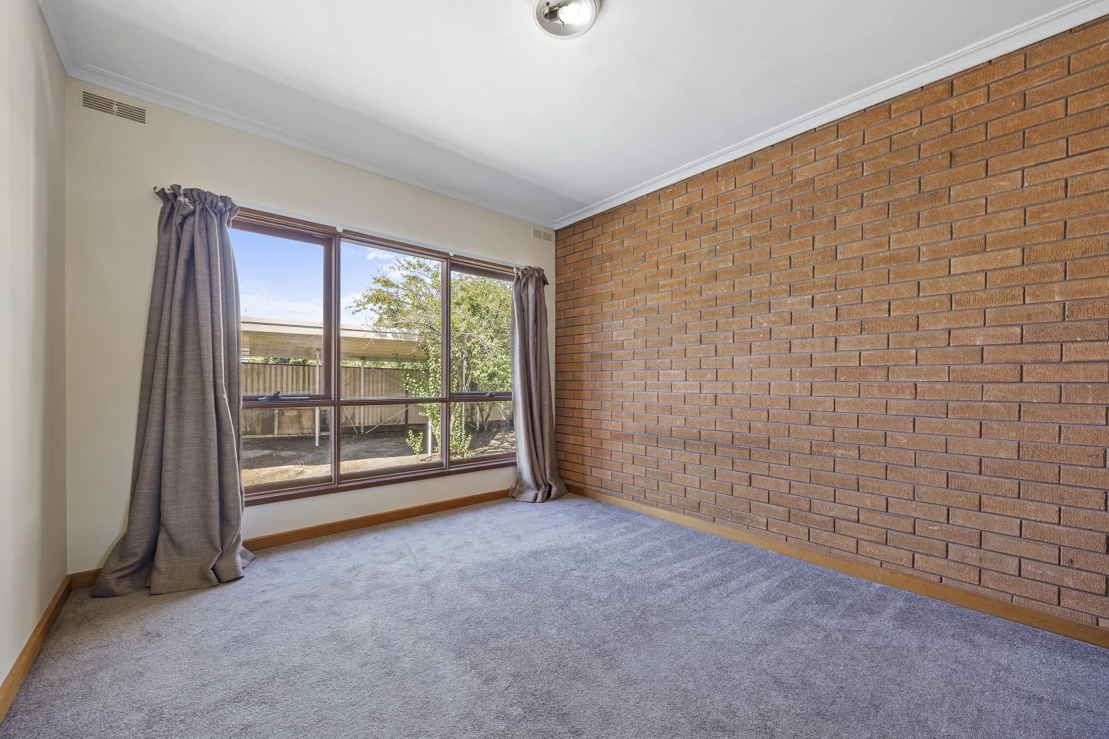 Additional image 5 of 2/1 Kinnane Court, Ballarat North VIC 3350