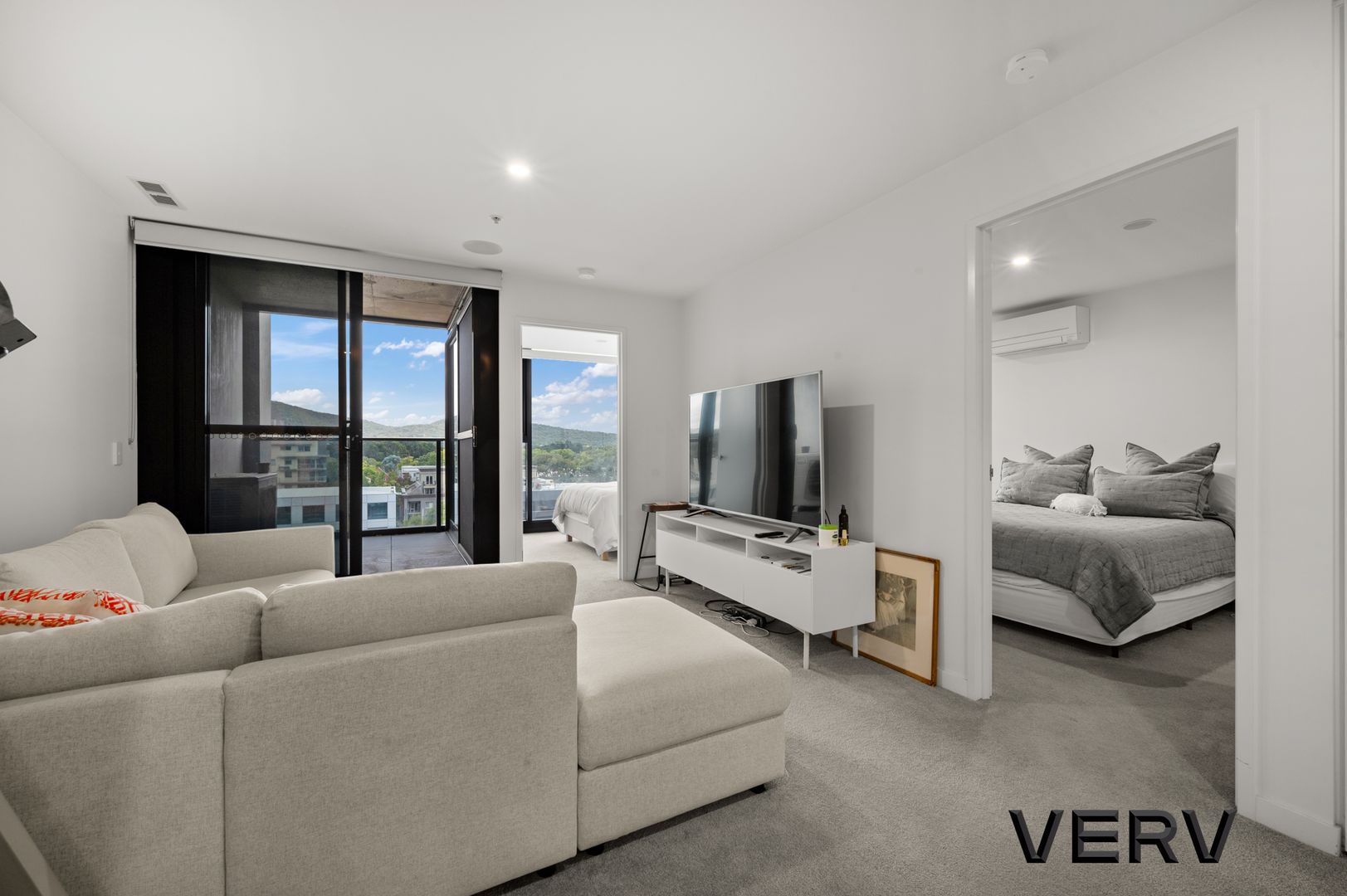 155/1 Elouera Street, Braddon ACT 2612, Image 1