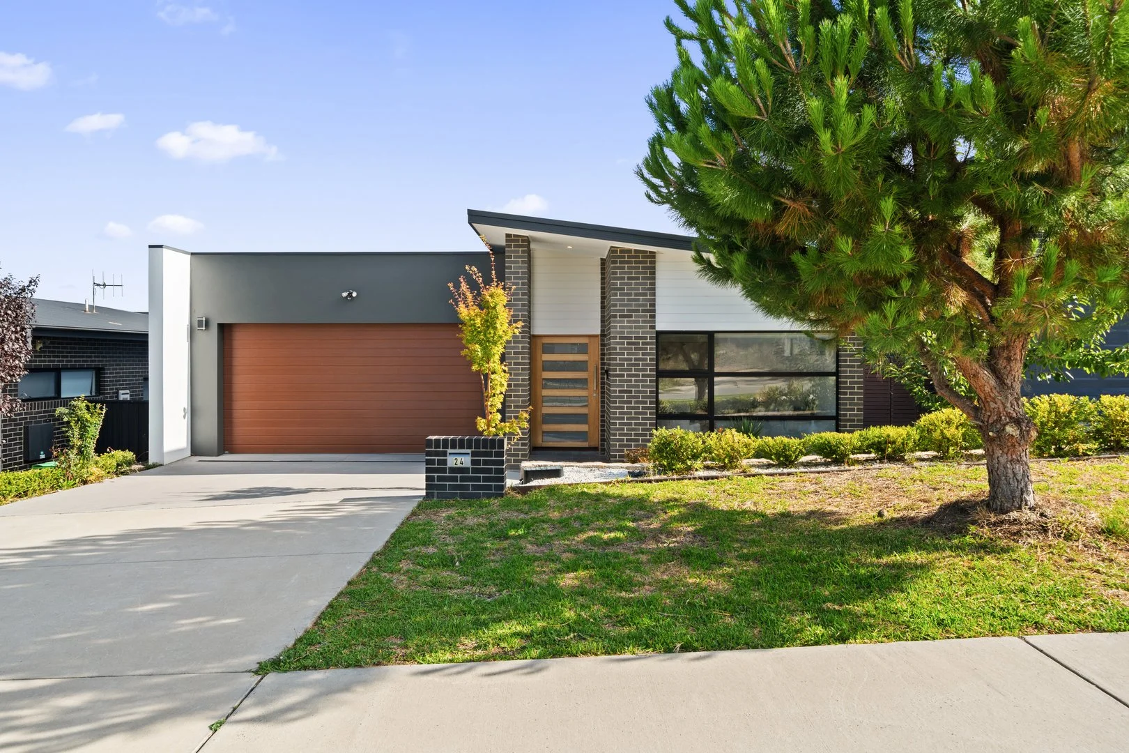 24 Goldbloom Street, Denman Prospect ACT 2611