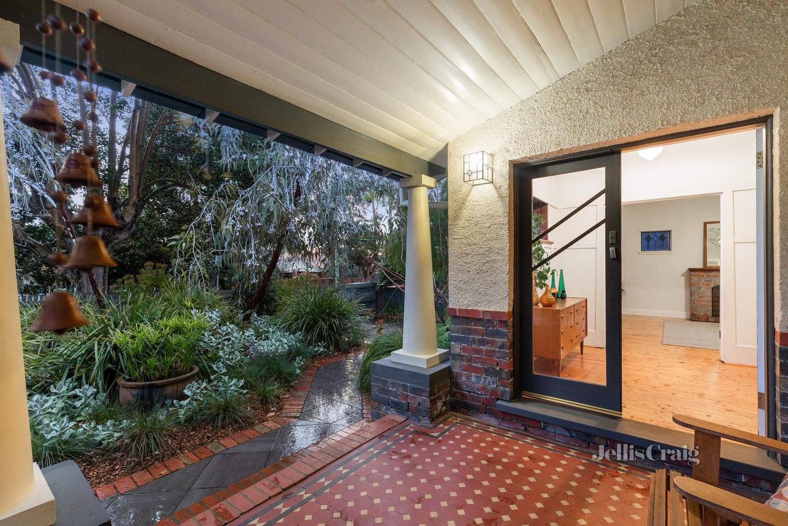 12 Clonard Avenue, Elsternwick VIC 3185, Image 1