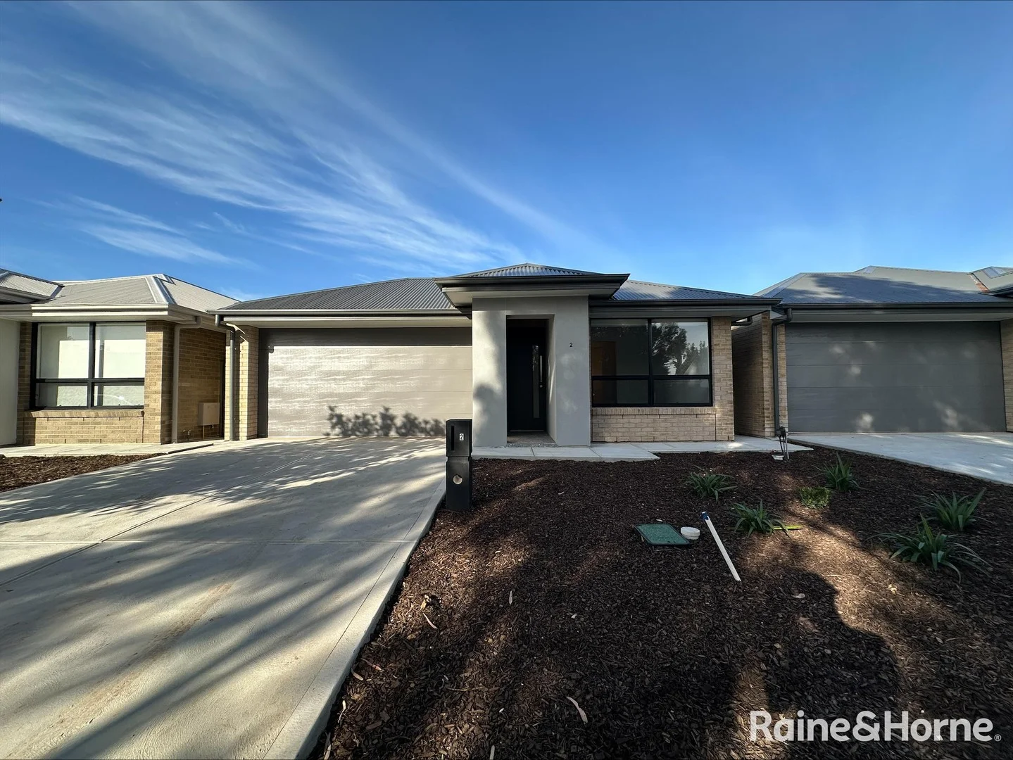 2/4 Angle Vale Road, Evanston Gardens SA 5116