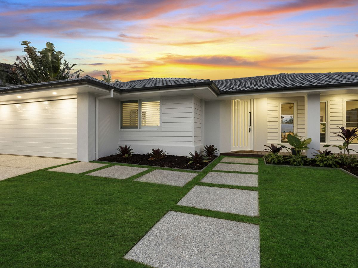 4 bedrooms House in 67 Burleigh Street BURLEIGH WATERS QLD, 4220
