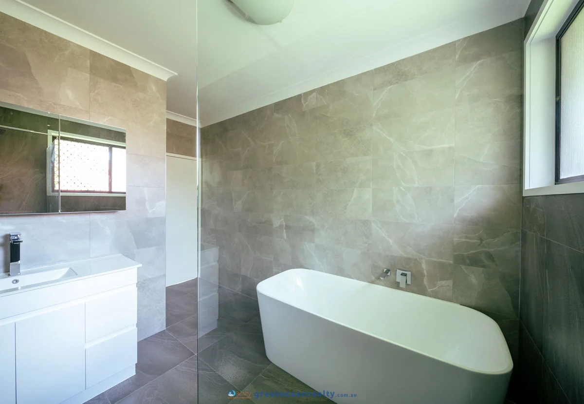 Additional image 12 of 6 Portreeves Place, Arundel QLD 4214