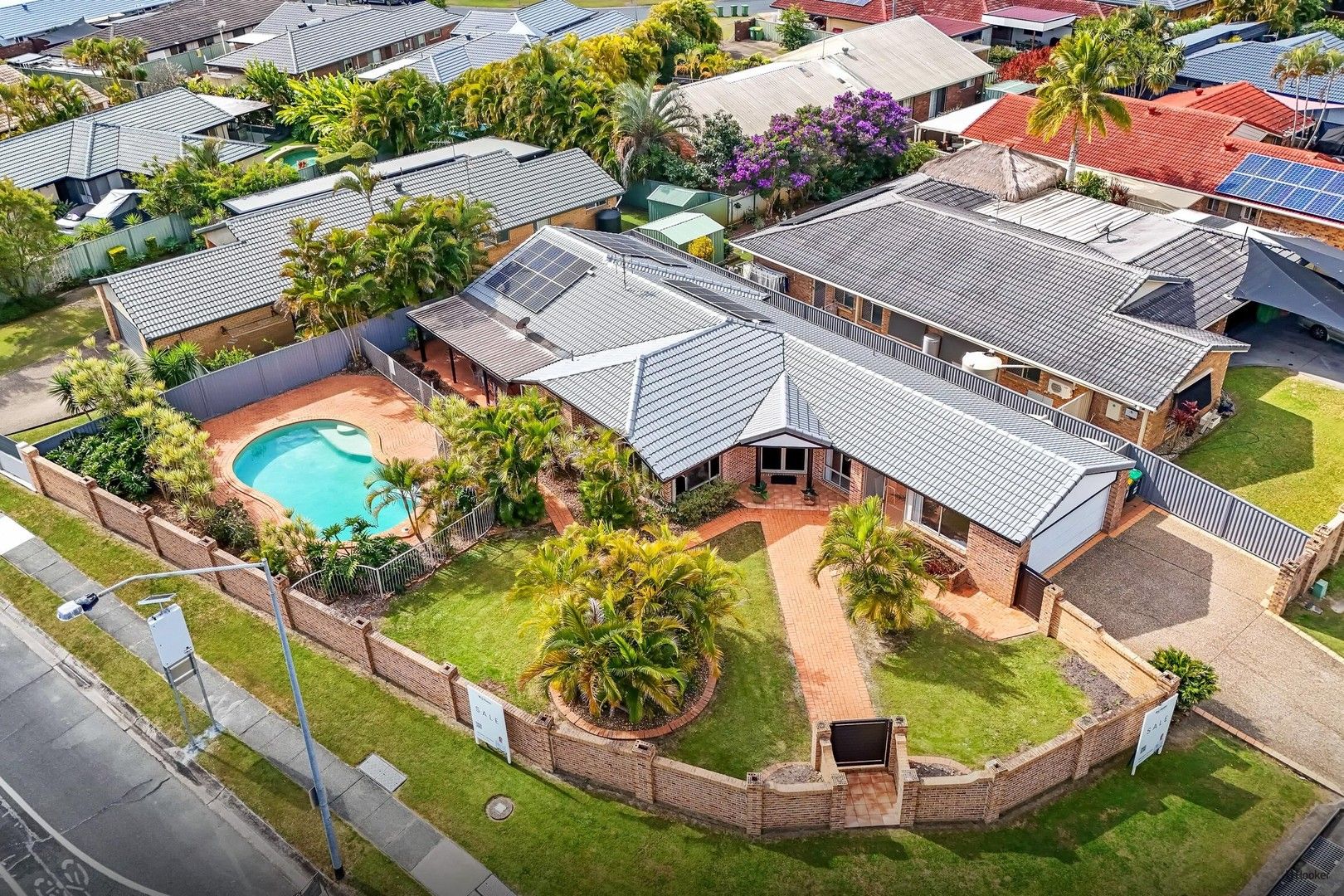 2 Avocado Street, Elanora QLD 4221, Image 2