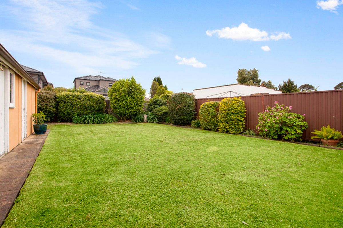 15 Hextol Street, Croydon Park NSW 2133, Image 1