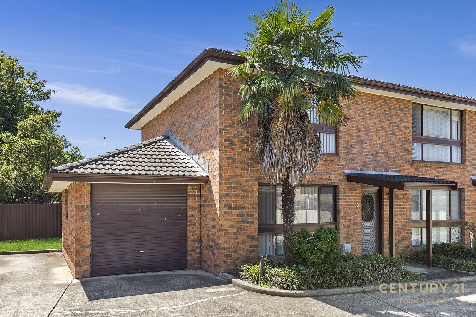 2 bedrooms Townhouse in 8/29 Myee Road MACQUARIE FIELDS NSW, 2564