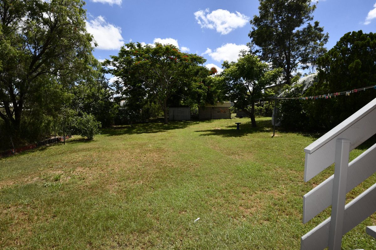 34 Barry Street, Gracemere QLD 4702, Image 2