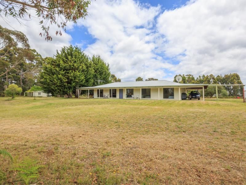 682 Mcleod Road, Scotsdale WA 6333