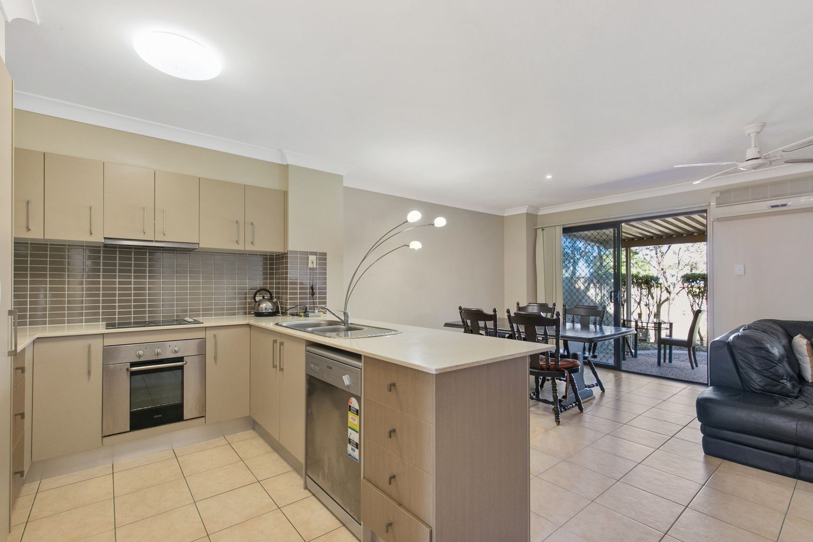 10/20 Calonne Street, Upper Mount Gravatt QLD 4122, Image 1