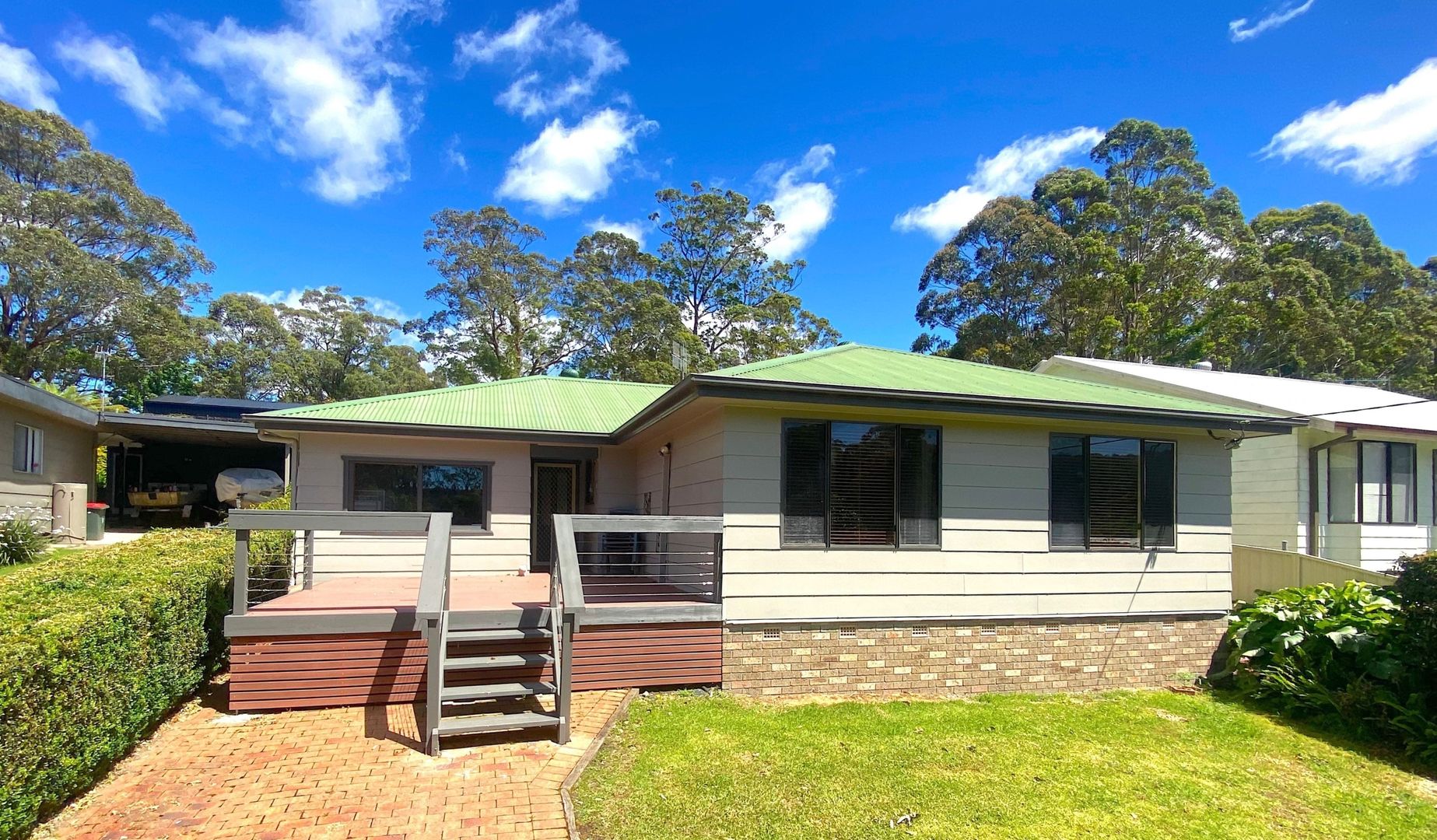 41 Cornfield Parade, Fishermans Paradise Property History & Address