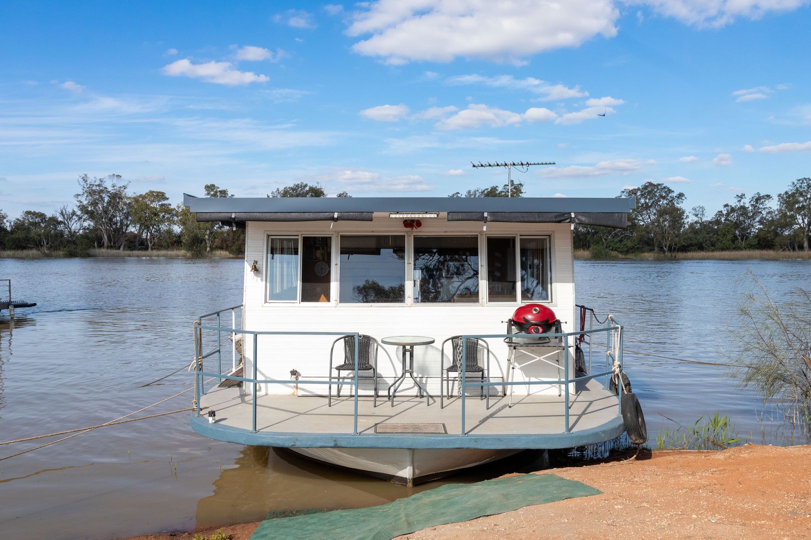 Houseboat Rocinante Big River Marina, Riverview Drive, Berri SA 5343, Image 1