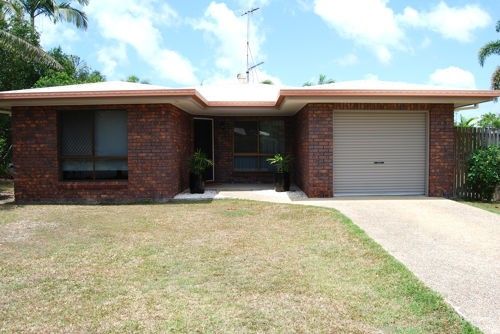 3 Elva Crt, Glenella QLD 4740, Image 0