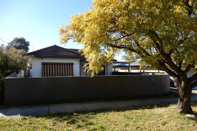 Picture of 6 Semmens St, LONG GULLY VIC 3550