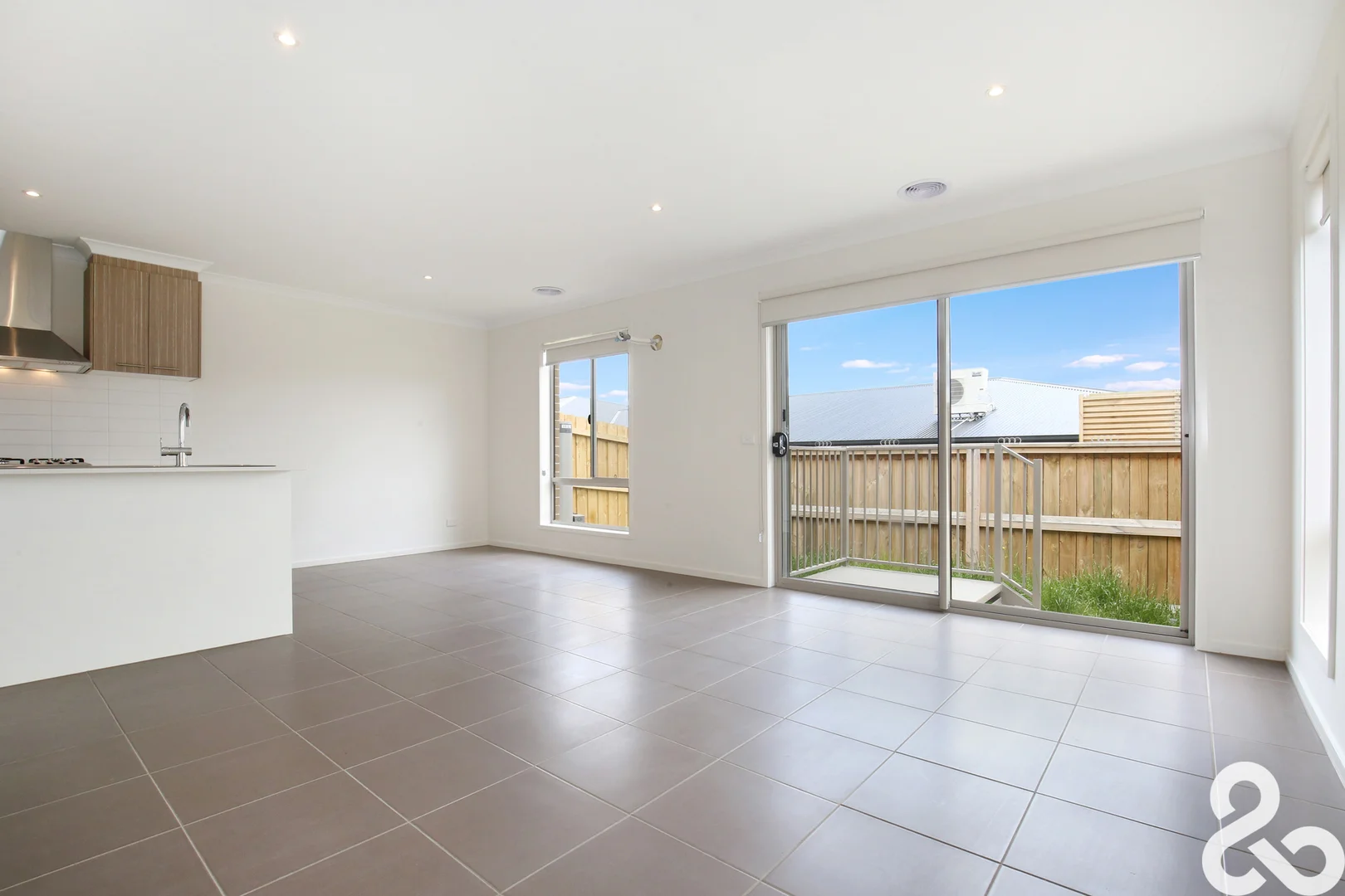 Additional image 4 of 14 Odette Way, South Morang VIC 3752