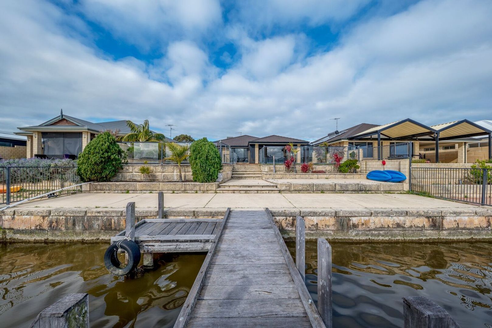 68 Murray Waters Boulevard, South Yunderup WA 6208, Image 2