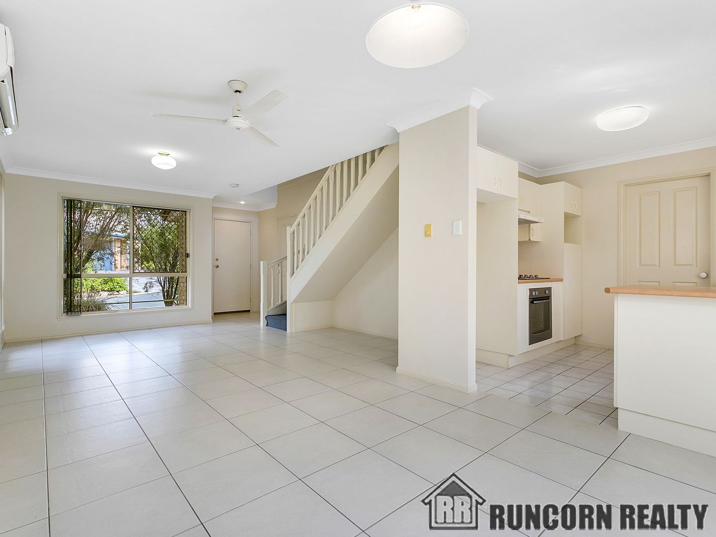 37/16 Lakefield Place, Runcorn QLD 4113, Image 2