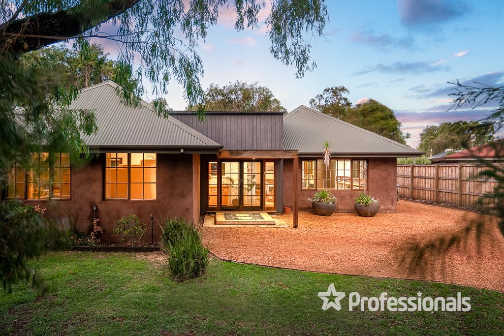 4 bedrooms House in 31 Naturaliste Terrace DUNSBOROUGH WA, 6281