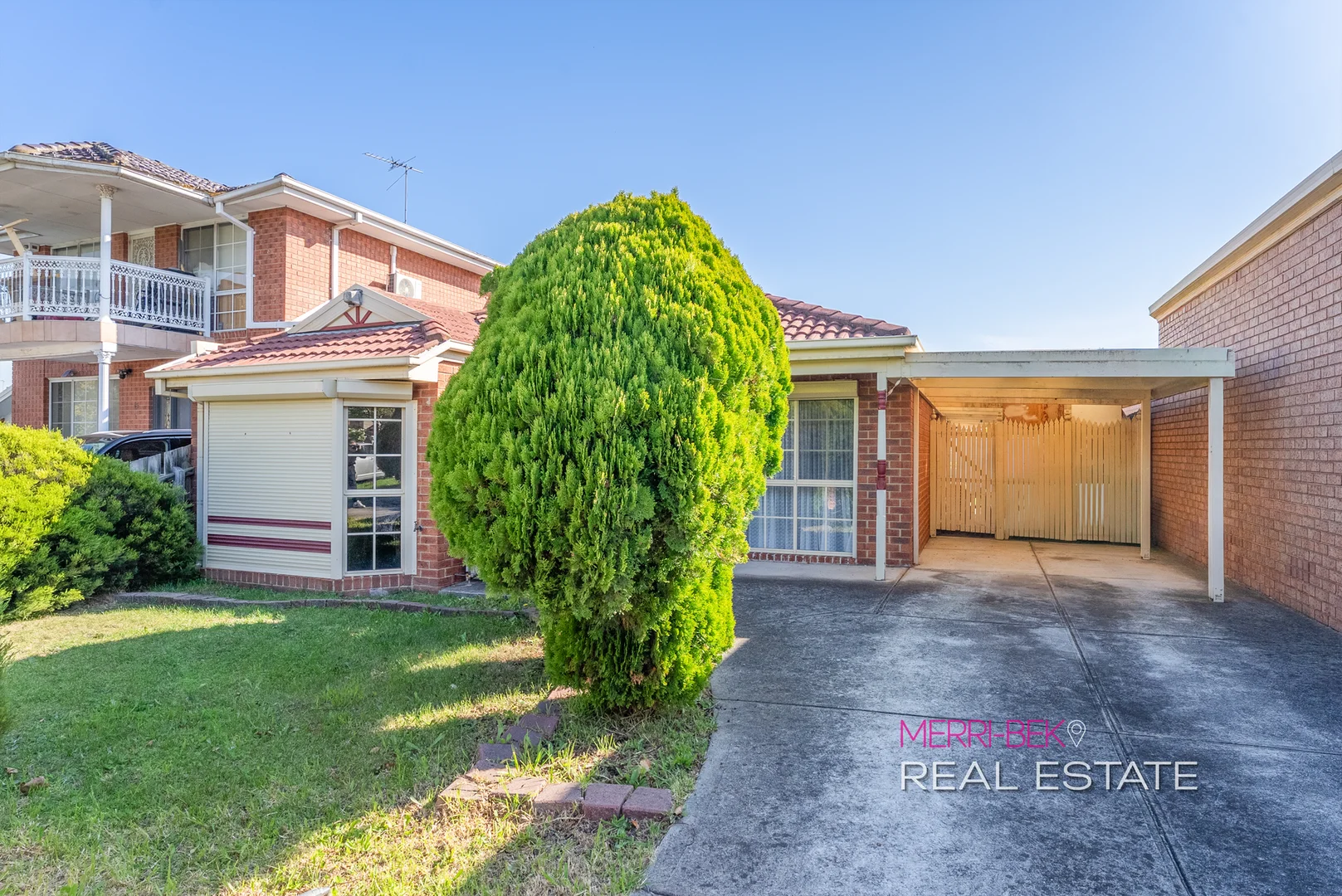 17 Honeysuckle Court, Meadow Heights VIC 3048