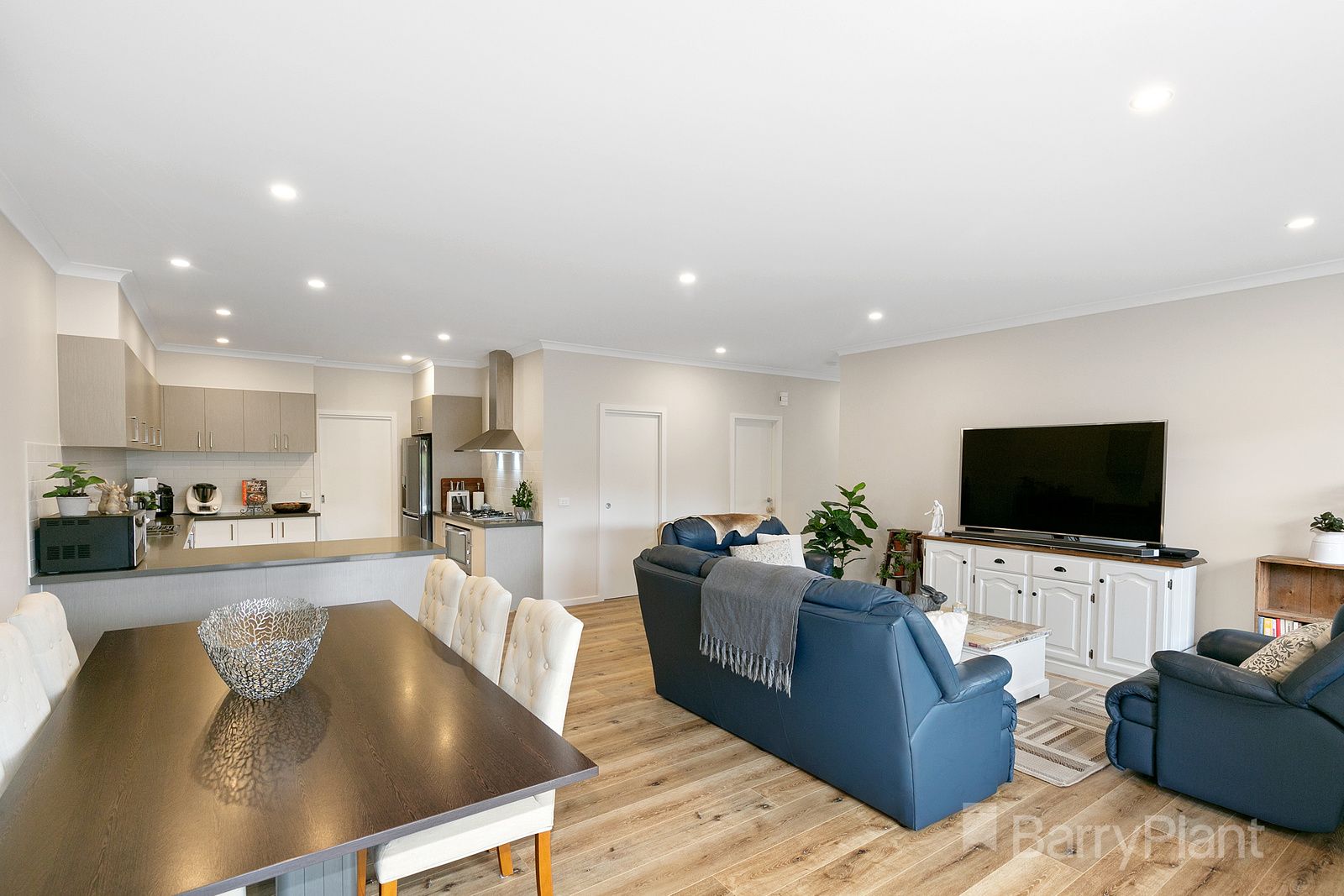 19 Mimosa Avenue, Kilsyth VIC 3137, Image 1