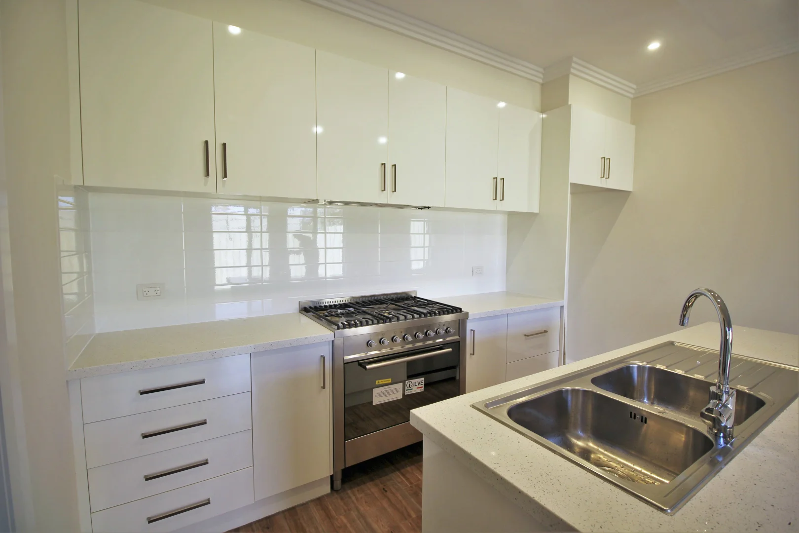 Additional image 5 of 2/10 Gubbah Court, Ashwood VIC 3147