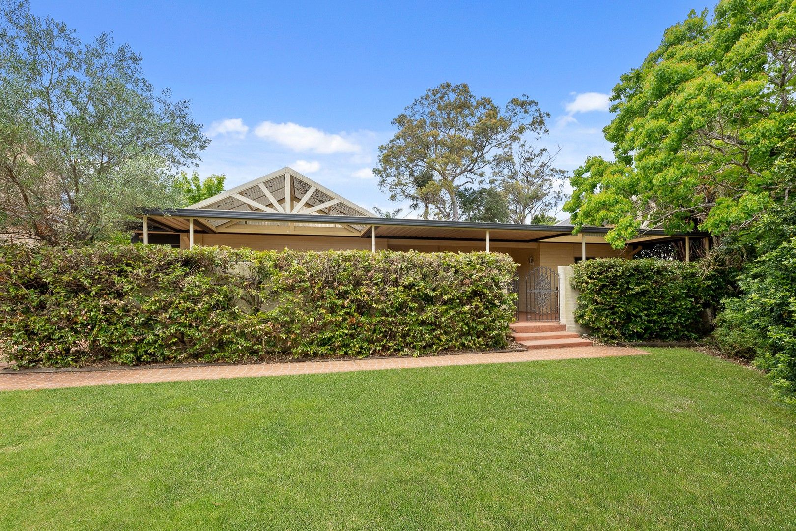 15 Elderberry Place, Cherrybrook NSW 2126, Image 0