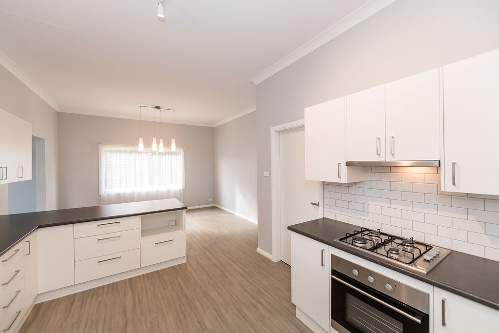 Sold 62 Hurley Street Cootamundra Nsw 2590 On 02 Sep 2020 2016089484 Domain