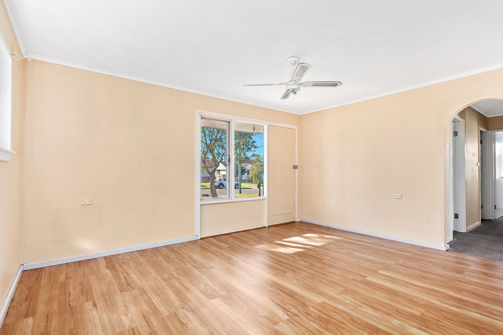 15 Morgan Avenue, Mount Warrigal NSW 2528, Image 2