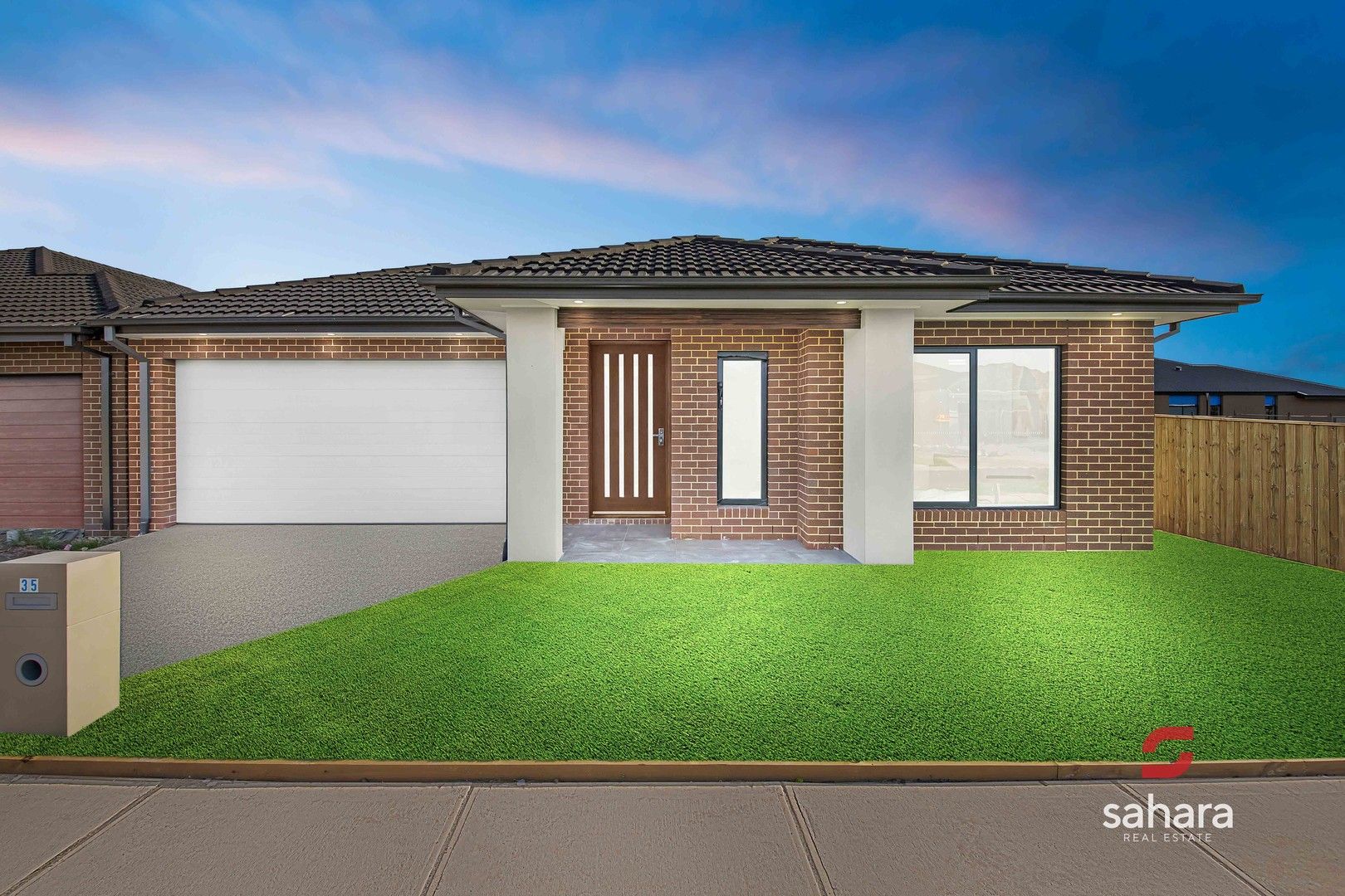 4 bedrooms House in 35 Sparrowhawk Crescent DEANSIDE VIC, 3336