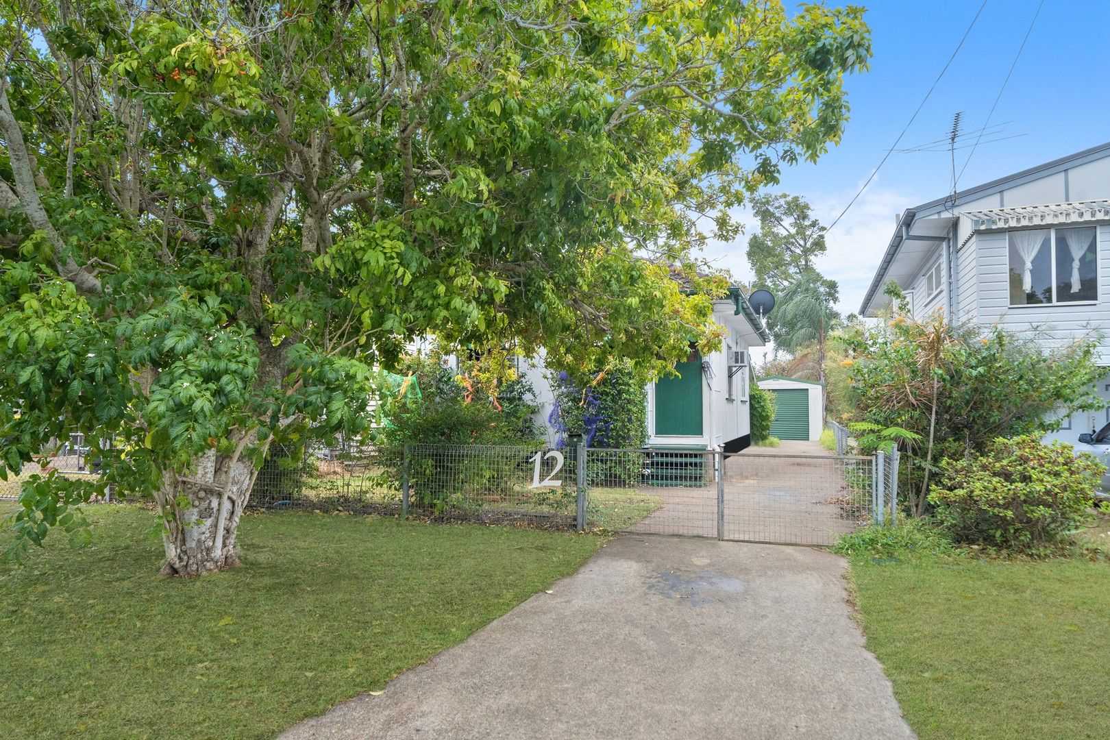 2 bedrooms House in 12 Campbell Street SCARBOROUGH QLD, 4020