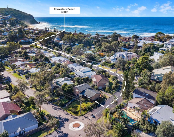35 Noorong Avenue, Forresters Beach NSW 2260