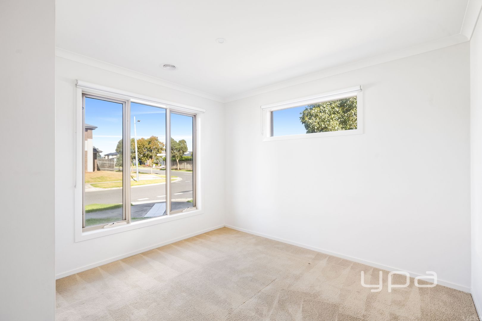 8 Taggerty Street, Werribee VIC 3030, Image 2