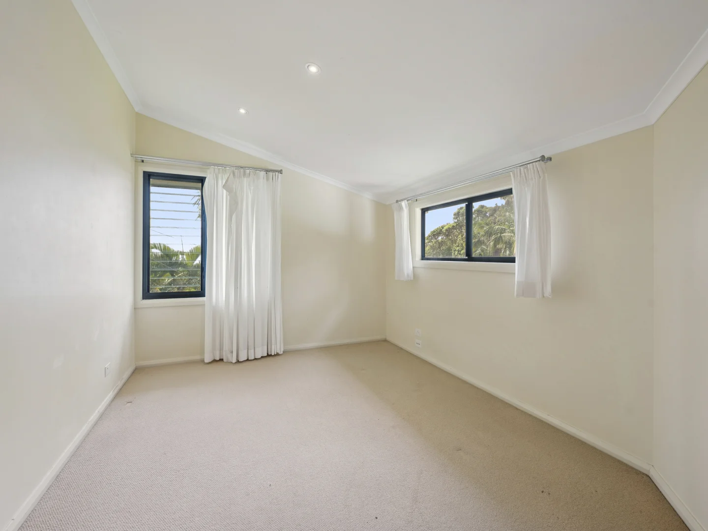 Additional image 10 of 8 Sandy Beach Road, Korora NSW 2450