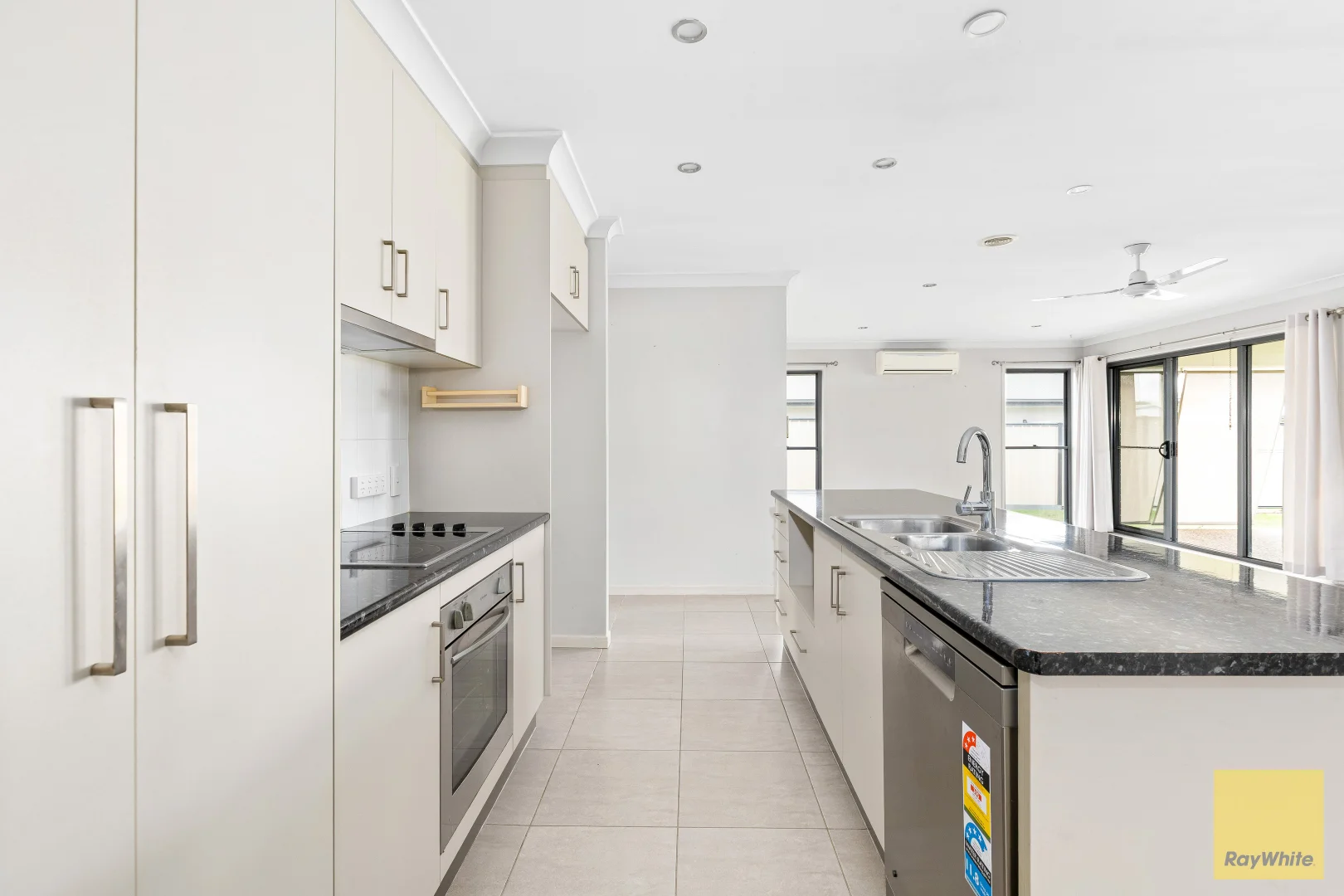 Additional image 4 of 79 Mayfair Drive, Emerald QLD 4720