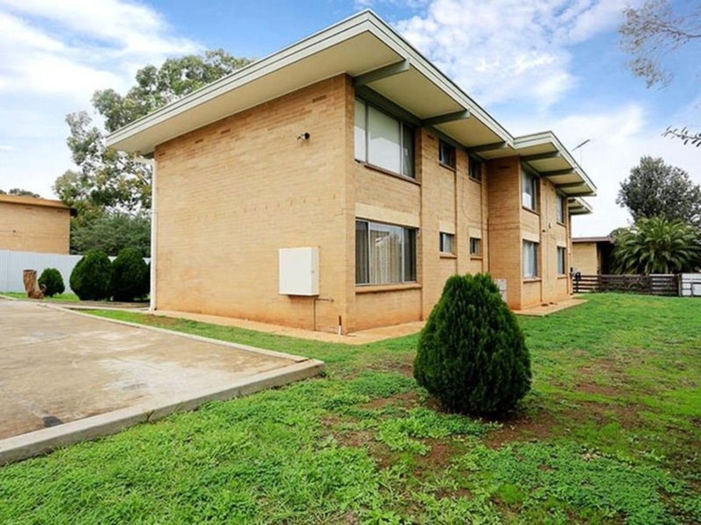 2 bedrooms Apartment / Unit / Flat in 2/15 Balmoral Road SALISBURY EAST SA, 5109