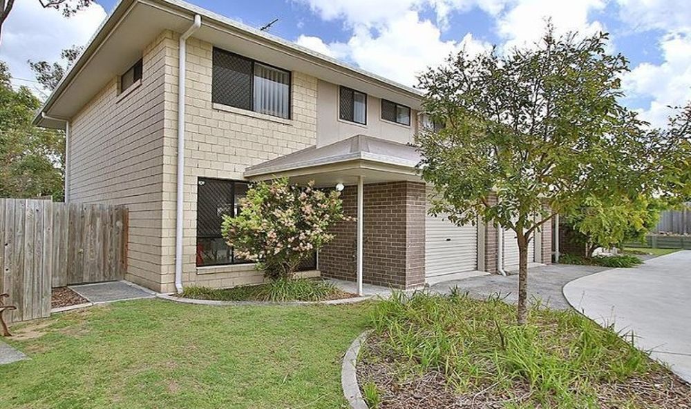 3 bedrooms Townhouse in 26/2 Sienna St ELLEN GROVE QLD, 4078