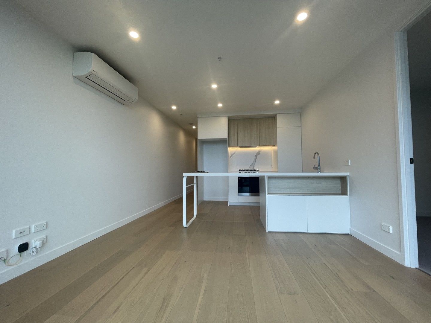 2 bedrooms Apartment / Unit / Flat in 1205/9-11 Prospect Street BOX HILL VIC, 3128