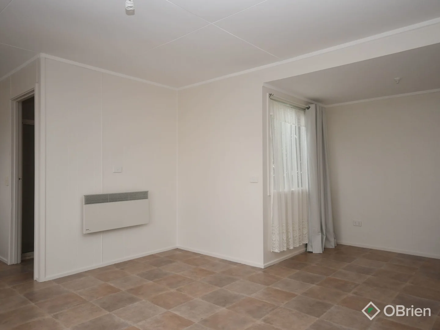 Additional image 5 of 5A Foam Street, Lakes Entrance VIC 3909