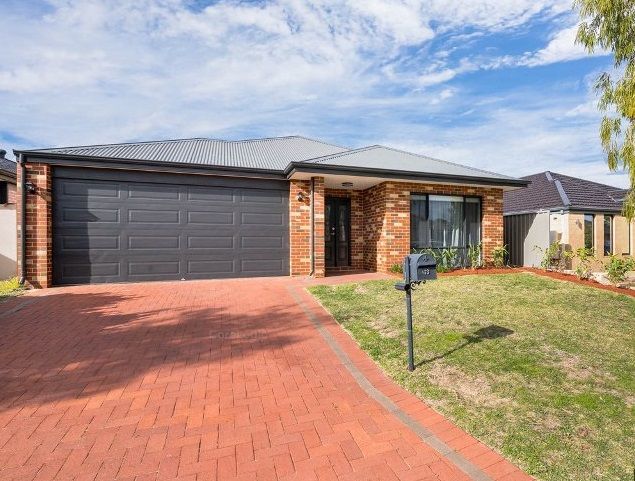 4 bedrooms House in 13 Blacksmith Street QUEENS PARK WA, 6107