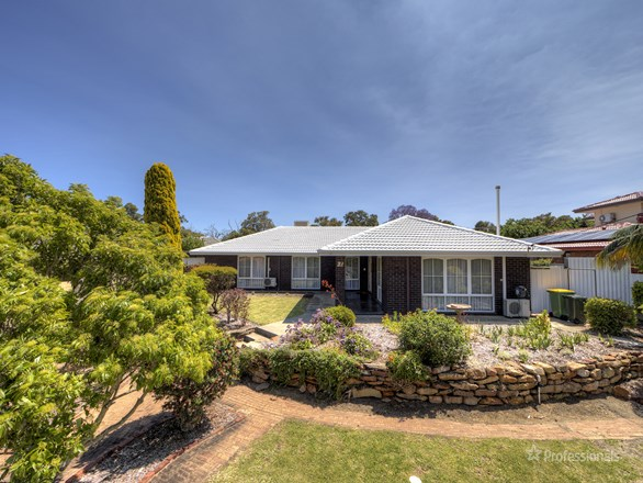 21 Abbott Way, Swan View WA 6056