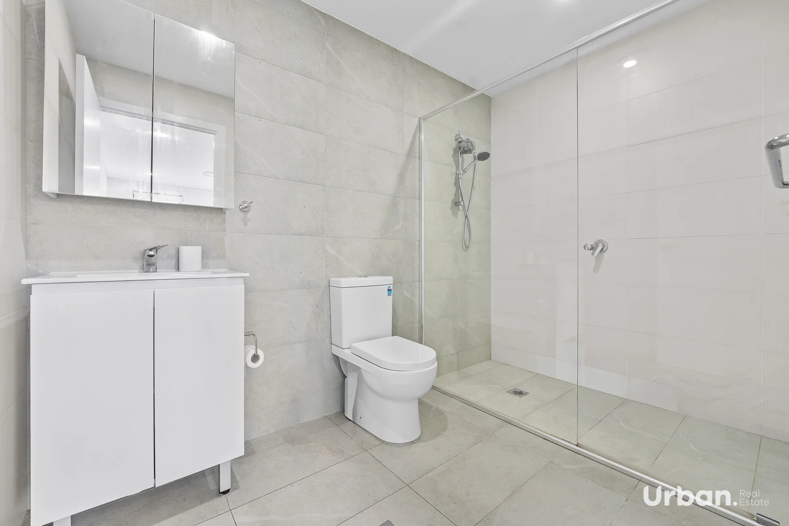 Additional image 9 of 5/30 Isabella Crescent, Glenfield NSW 2167