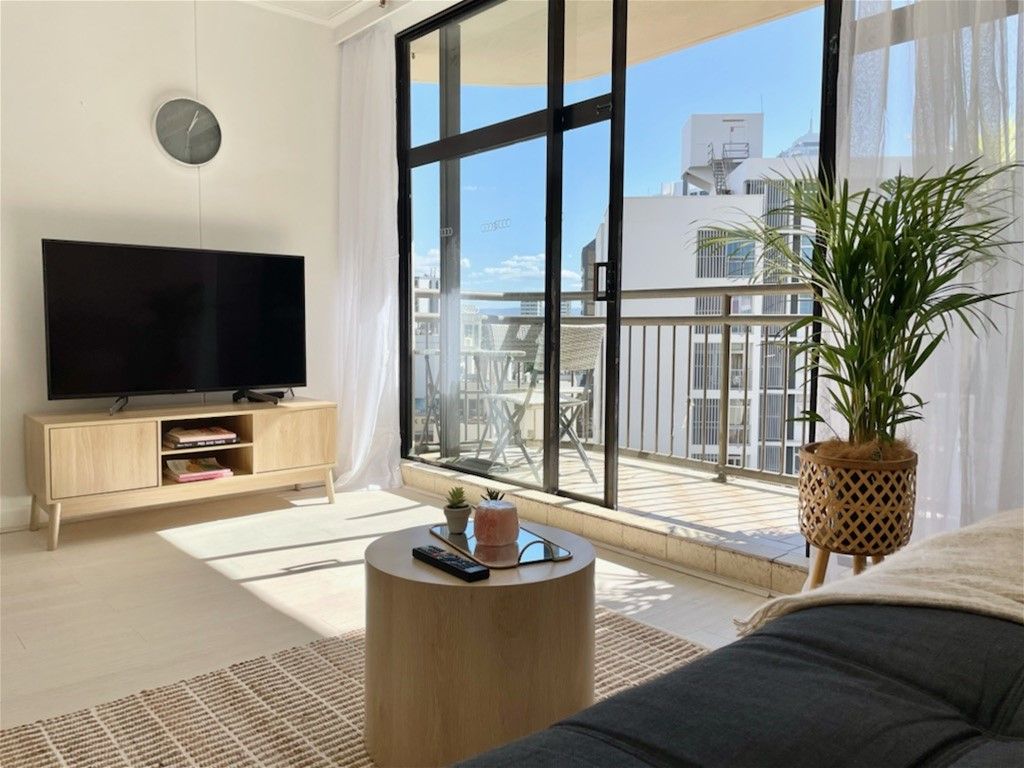 1 bedrooms Apartment / Unit / Flat in 808/18 Hanlan Street SURFERS PARADISE QLD, 4217