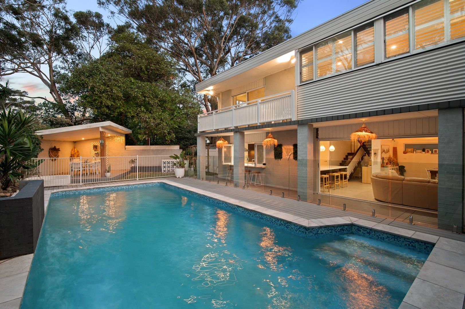 4 bedrooms House in 4 Hilltop Street BATEAU BAY NSW, 2261